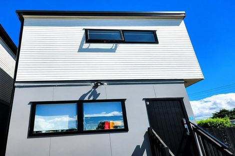 Photo of property in 11e Barrie Avenue, Papatoetoe, Auckland, 2025