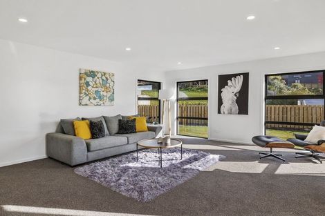 Photo of property in 9 Okahau Terrace, Warrington, 9471