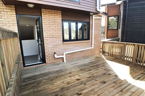 Photo of property in 1 Kanona Way, Albany Heights, Auckland, 0632