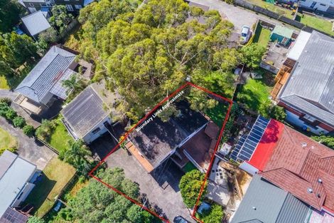 Photo of property in 1/595 Glenfield Road, Totara Vale, Auckland, 0629