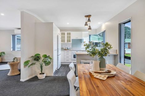 Photo of property in 1 Loader Place, Tawhero, Whanganui, 4501