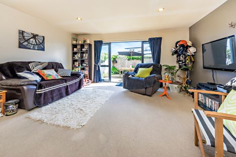 Photo of property in 5s Dryden Place, Mount Wellington, Auckland, 1051