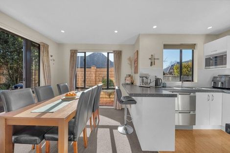 Photo of property in 32a Berkshire Drive, Avonhead, Christchurch, 8042