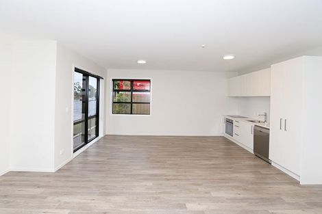 Photo of property in 102/3 Village Quarter Lane, Frankton, Hamilton, 3204