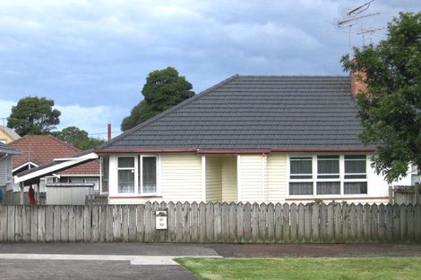 Photo of property in 20 Holland Avenue, Point England, Auckland, 1072