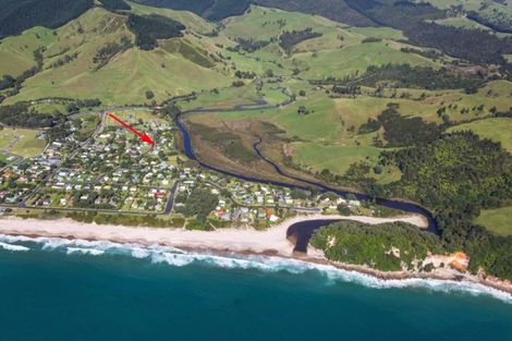 Photo of property in 30 Marlin Place, Whiritoa, Whangamata, 3691