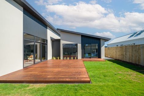 Photo of property in 11 Baker Estate Lane, Halswell, Christchurch, 8025