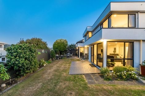Photo of property in 20 The Masthead, Whitby, Porirua, 5024