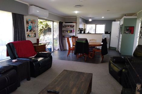 Photo of property in 40a Park Estate Road, Rosehill, Papakura, 2113