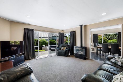 Photo of property in 14 Kingsgate Close, Havelock North, 4130