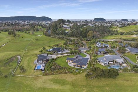 Photo of property in 19 Titoki Lane, Whangamata, 3691