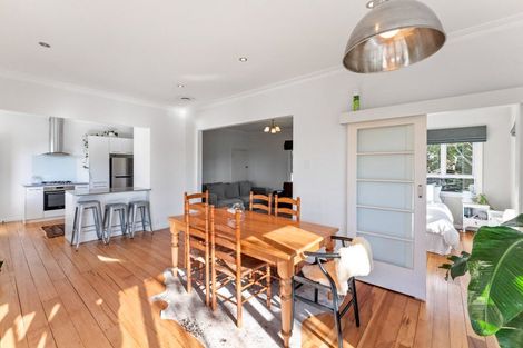 Photo of property in 384 Devon Street West, Lynmouth, New Plymouth, 4310