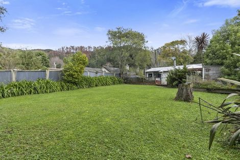 Photo of property in 457 Stokes Valley Road, Stokes Valley, Lower Hutt, 5019