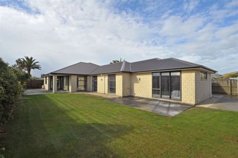 Photo of property in 5 Country Palms Drive, Halswell, Christchurch, 8025