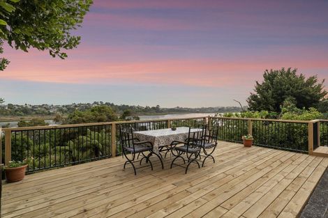 Photo of property in 28 Sunny Bay Road, Matua, Tauranga, 3110