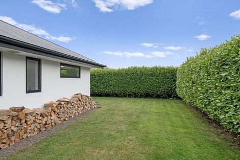 Photo of property in 2 Westburn Place, Prebbleton, 7604