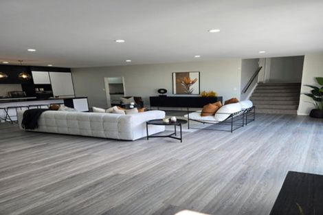 Photo of property in 27 Surf View Crescent, Red Beach, 0932