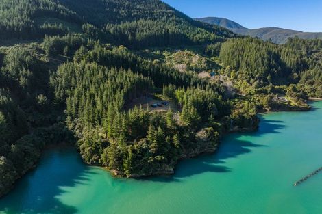 Photo of property in 4954 Kenepuru Road, Ohauparuparu Bay, Picton, 7282