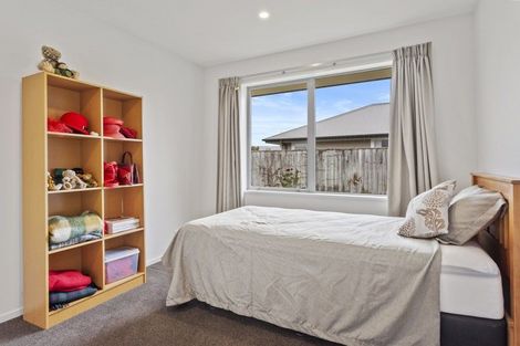 Photo of property in 5 Awa Place, Rangiora, 7400