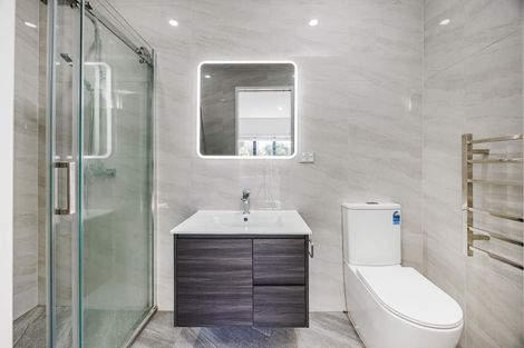 Photo of property in 1a Bennett Road, Pakuranga, Auckland, 2010