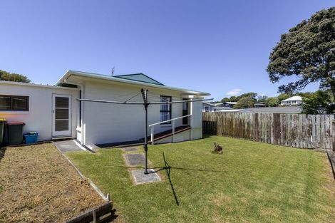 Photo of property in 5a Tahurangi Place, Spotswood, New Plymouth, 4310