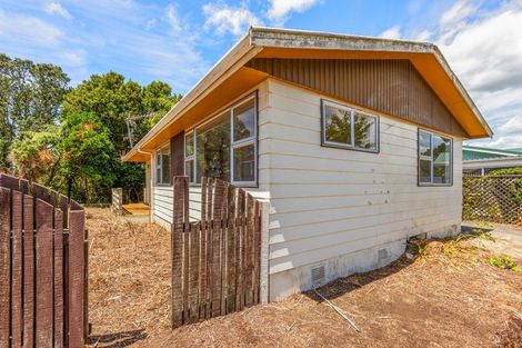 Photo of property in 17 Carlton Terrace, Westown, New Plymouth, 4310