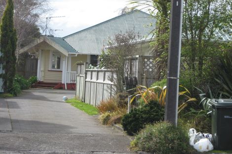 Photo of property in 17b Norman Street, Lower Vogeltown, New Plymouth, 4310