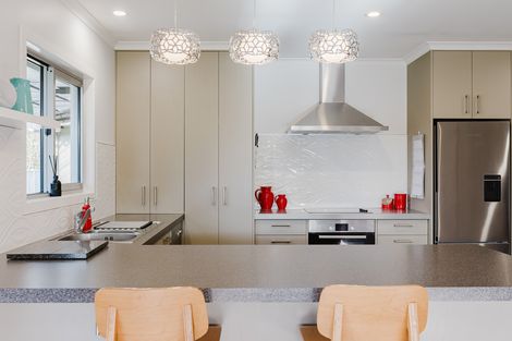 Photo of property in 21 Chamberlain Road, Masterton, 5888