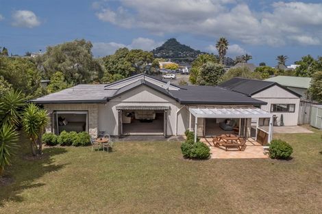 Photo of property in 10 Marquet Place, Tairua, 3508