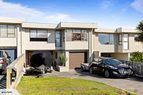 Photo of property in 2/38 Walter Street, Hauraki, Auckland, 0622