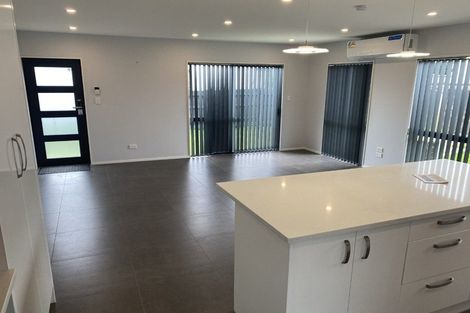 Photo of property in 1/25 Kennington Drive, Clendon Park, Auckland, 2103