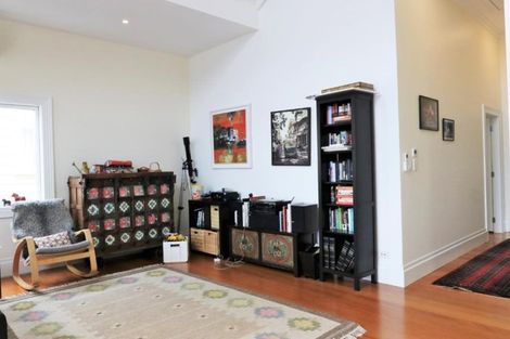 Photo of property in 38 Church Street, Devonport, Auckland, 0624