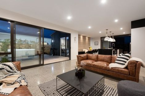 Photo of property in 15 Awatira Drive, Papamoa Beach, Papamoa, 3118