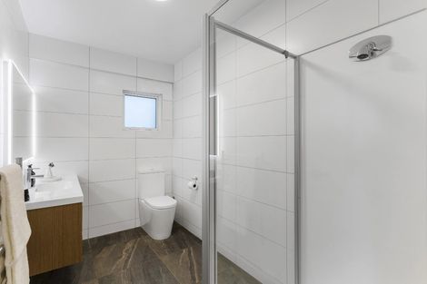 Photo of property in 3 Francis Avenue, Stanmore Bay, Whangaparaoa, 0932