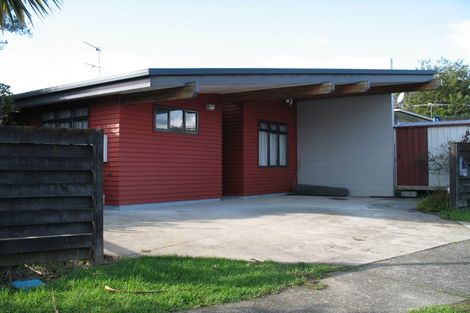 Photo of property in 51 Minaret Drive, Bucklands Beach, Auckland, 2014
