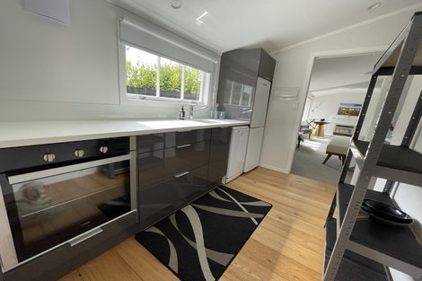 Photo of property in 15 Old Lake Road, Narrow Neck, Auckland, 0624