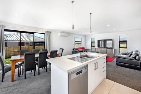 Photo of property in 4 Puna Rise, Wharewaka, Taupo, 3330