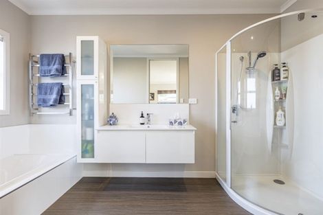 Photo of property in 86a James Line, Kelvin Grove, Palmerston North, 4414