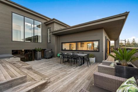 Photo of property in 6 Taiawa Place, Omaha, 0986
