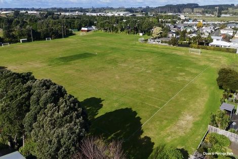 Photo of property in 27 Fitzroy Road, Fitzroy, New Plymouth, 4312