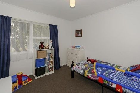 Photo of property in 42 Glendene Avenue, Glendene, Auckland, 0602