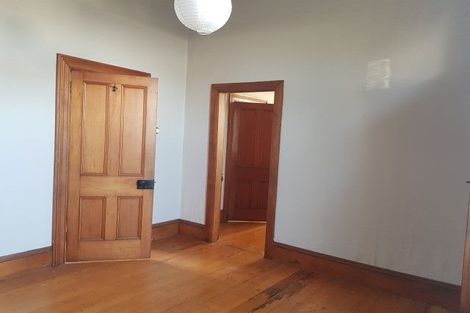 Photo of property in 46 Vivian Street, New Plymouth, 4310
