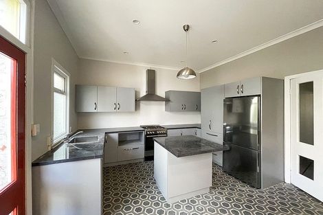 Photo of property in 267 Ravensbourne Road, Ravensbourne, Dunedin, 9022