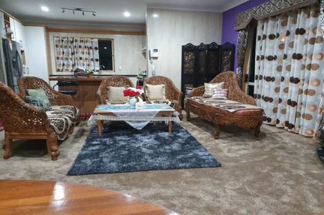 Photo of property in 13 Kaseng Place, East Tamaki Heights, Auckland, 2016