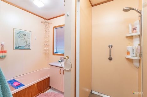 Photo of property in 4/12 Raukawa Street, Stokes Valley, Lower Hutt, 5019