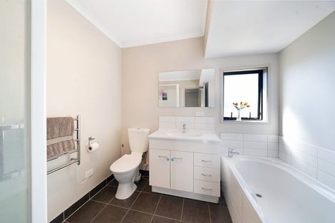 Photo of property in St Claire Village, 12/172 Mcleod Road, Te Atatu South, Auckland, 0610