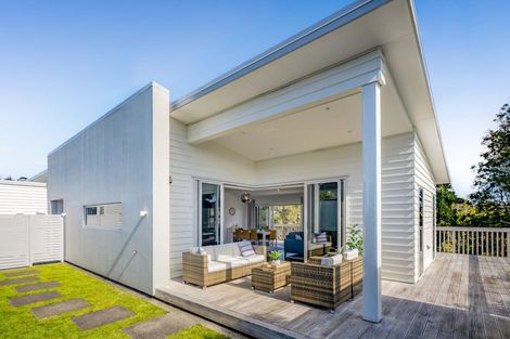 Photo of property in 54 Ainslee Street, Highlands Park, New Plymouth, 4312