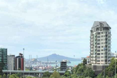 Photo of property in 4n/160 Symonds Street, Eden Terrace, Auckland, 1010