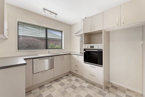 Photo of property in 10 Elvira Court, Bishopdale, Christchurch, 8053