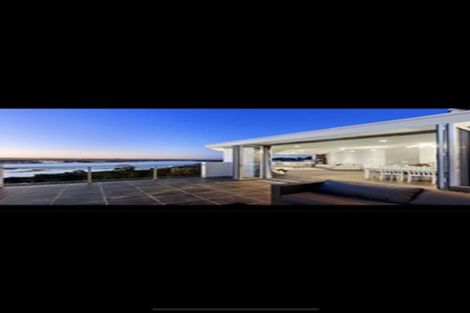 Photo of property in 4 Gazelle Lane, Redcliffs, Christchurch, 8081